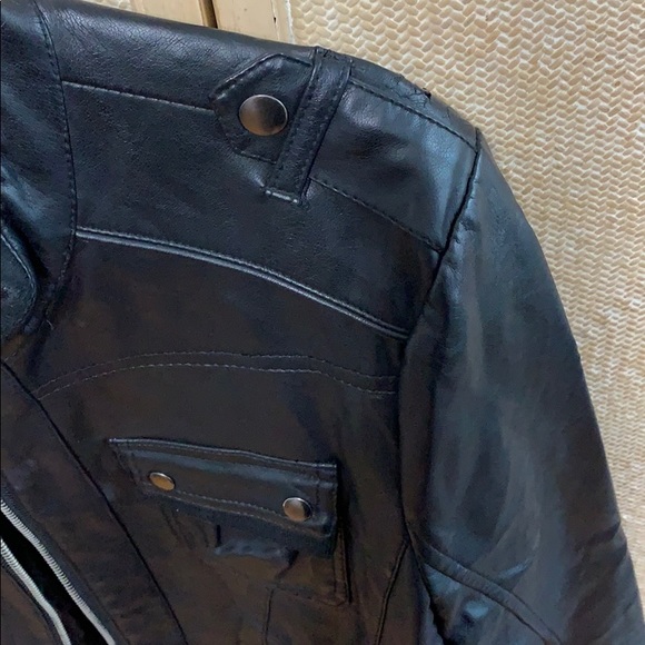 Leather jacket - Picture 3 of 5